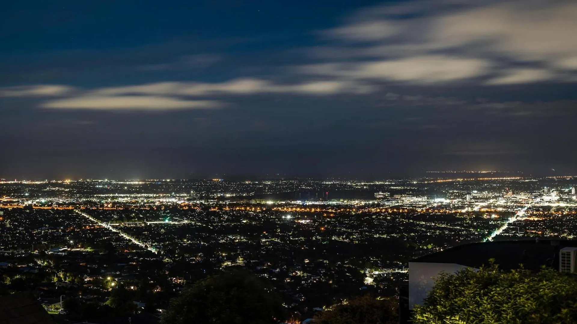 Million Dollar City Views - Sleeps 12 Christchurch