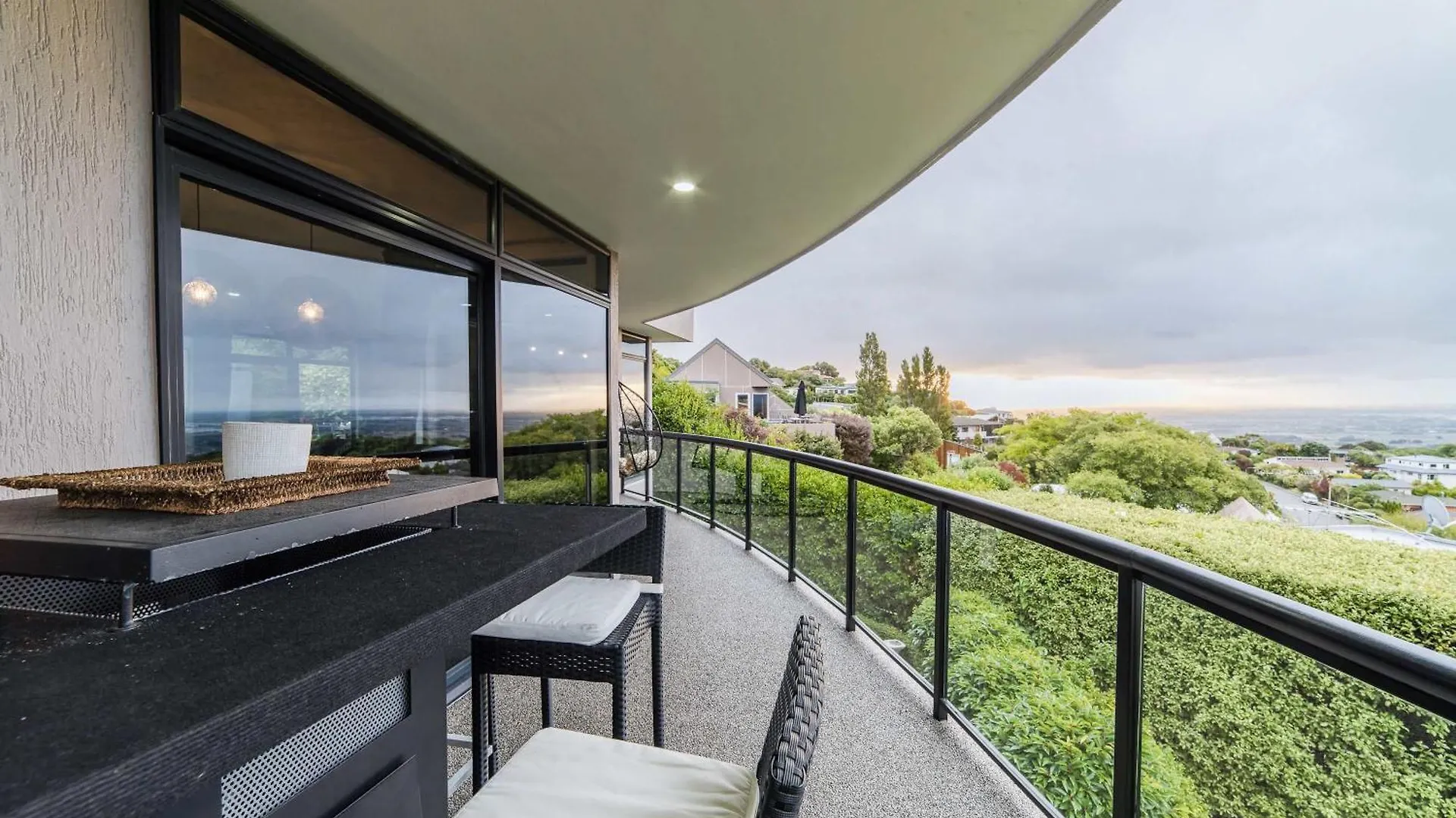 Million Dollar City Views - Sleeps 12 Christchurch 0*,