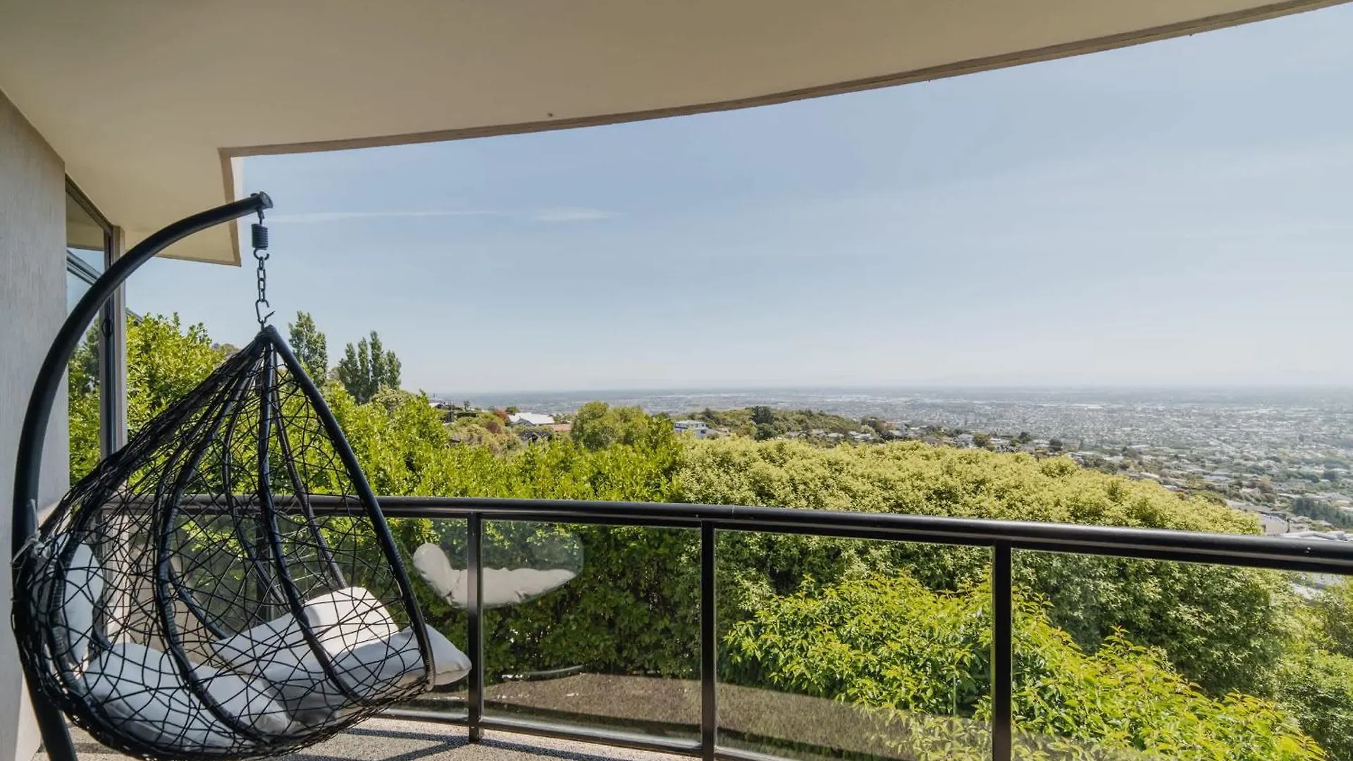 Million Dollar City Views - Sleeps 12 Christchurch 0*,